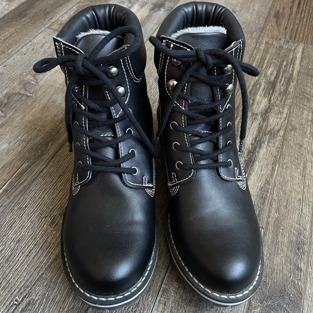 Will's Vegan Store Women's 37 US 6 Dock Boots Black Leather Combat Whimsigoth